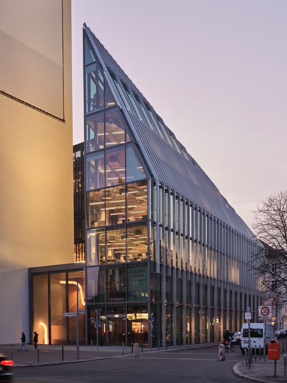 Fora Pressehaus Podium: Top Workspace & Meeting Rooms in Berlin