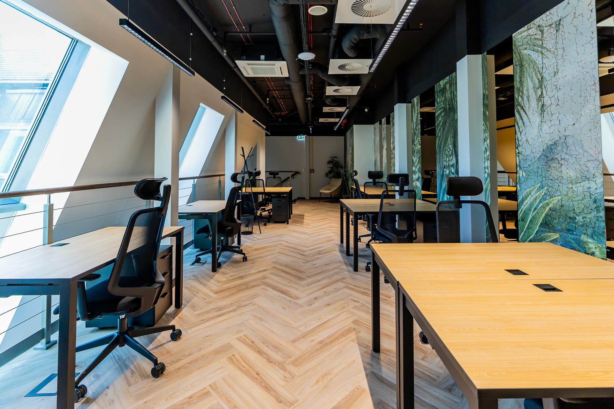 The Shire Wilanów Office Park interior photo 5