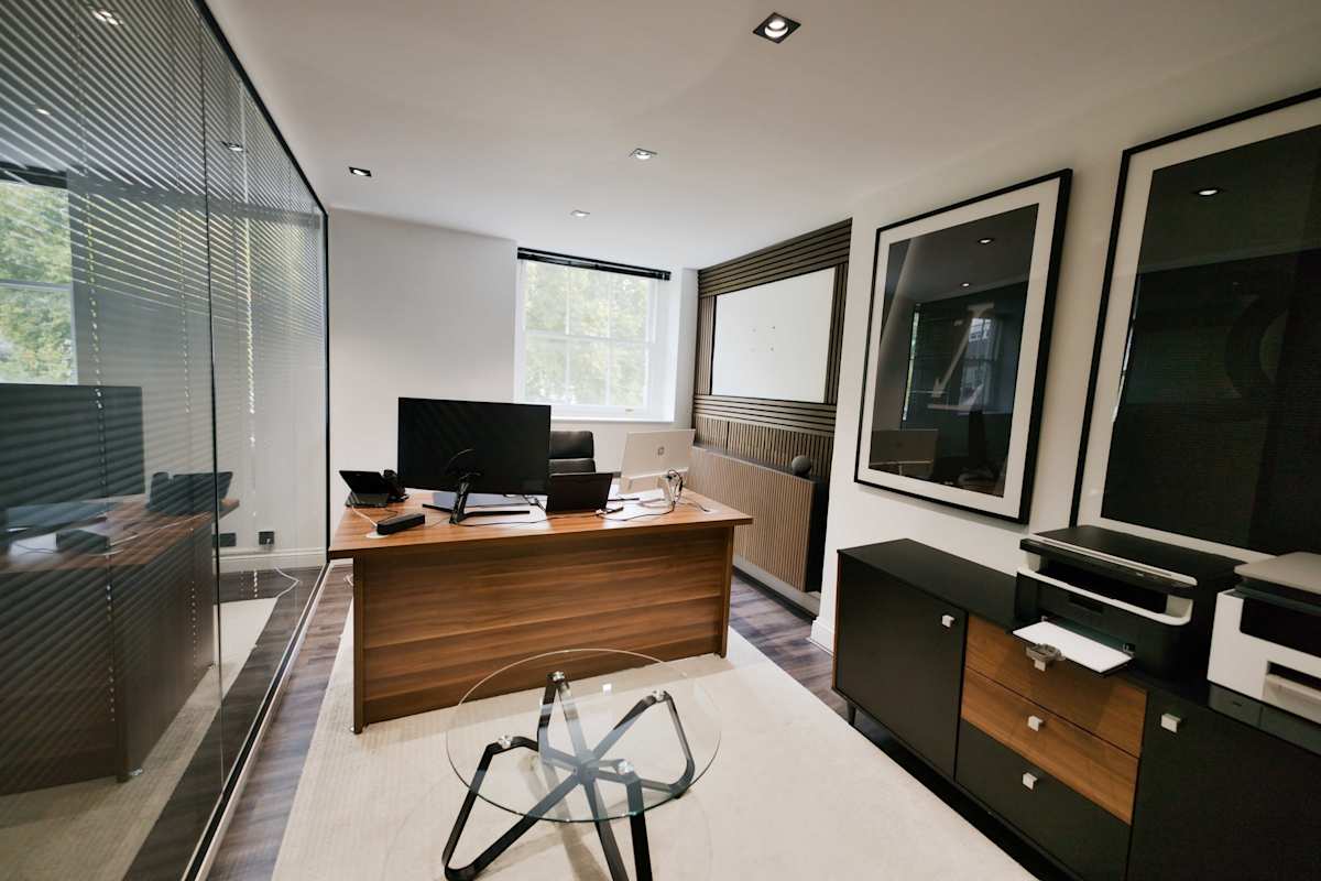Signature 39 Fitzroy Square interior photo 6