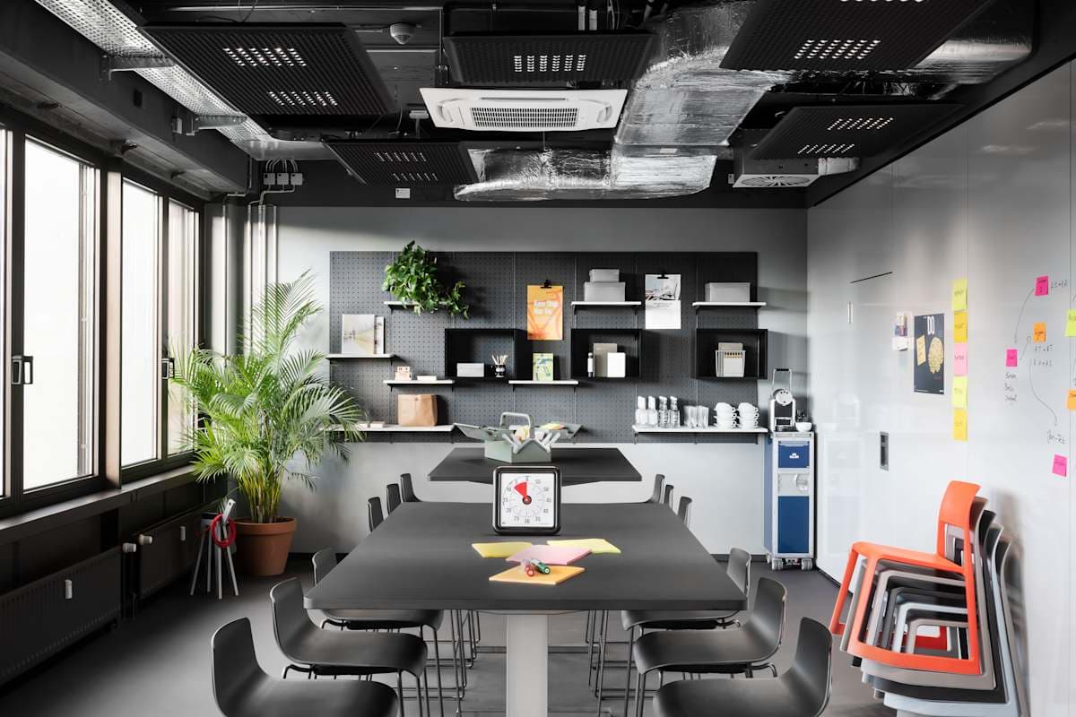 Design Offices Frankfurt Wiesenhüttenplatz interior photo 6