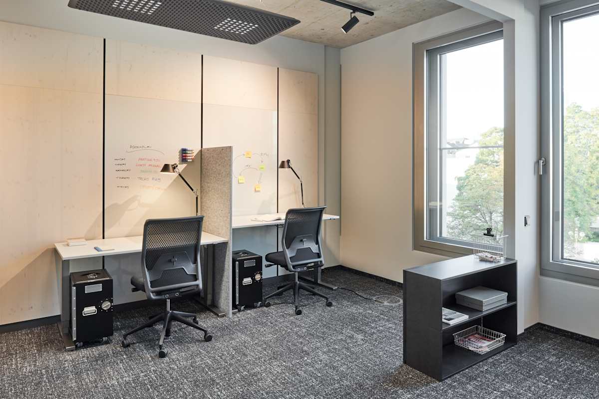 Design Offices Bonn Hauptbahnhof interior photo 3