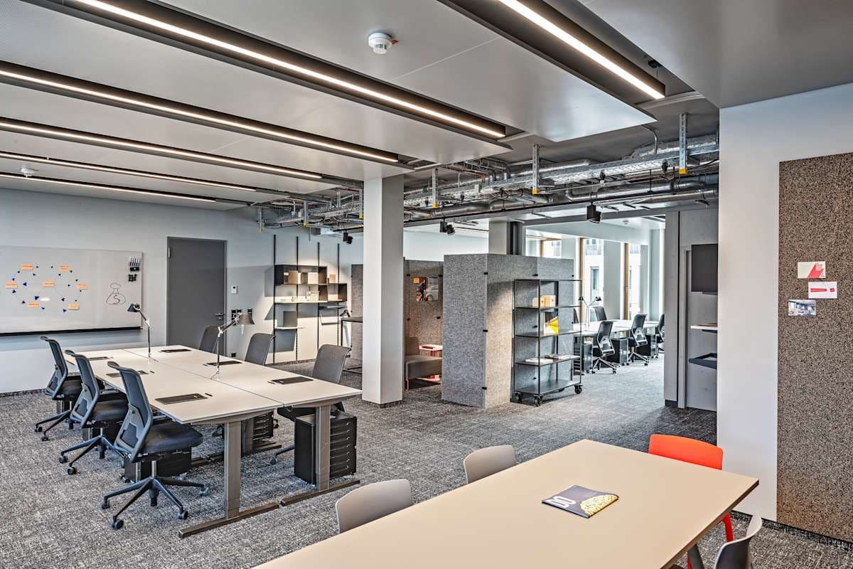Regus Design Offices, Mediapark interior photo 6