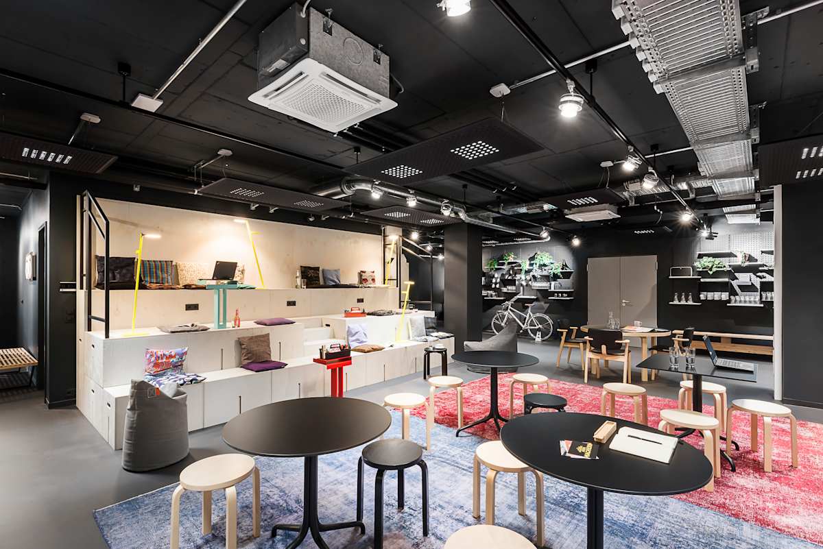 Design Offices Stuttgart Tower interior photo 5