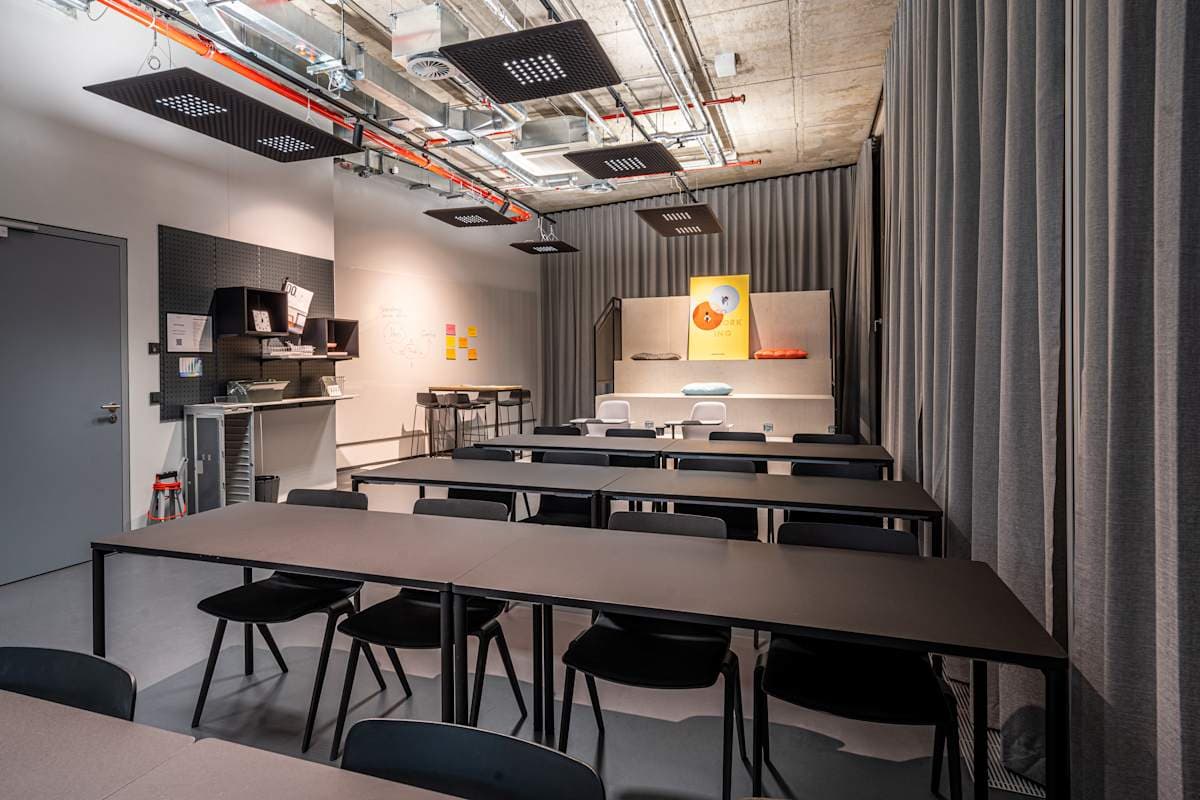Design Offices Bonn Neuer Kanzlerplatz interior photo 9