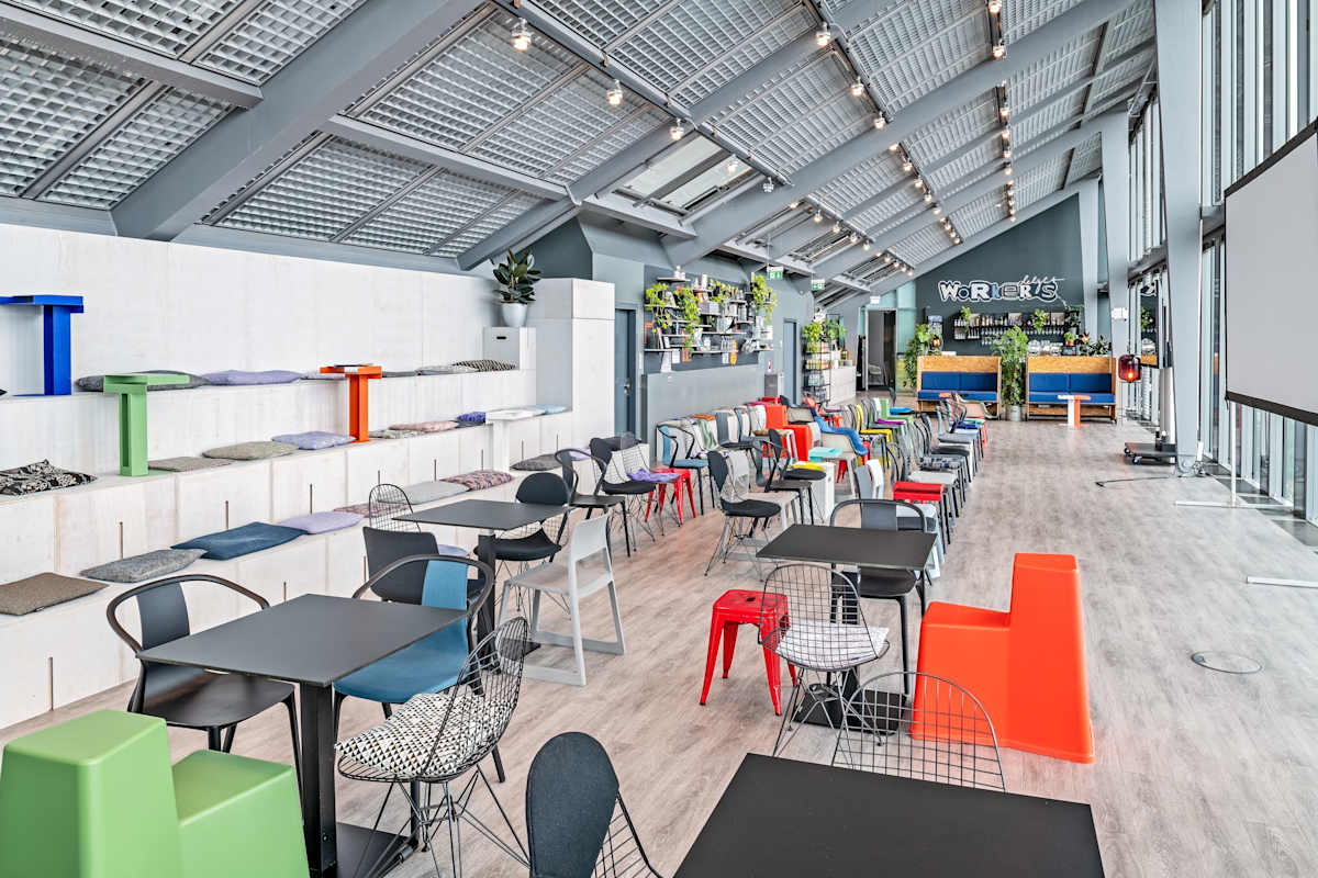 Design Offices München Highlight Towers interior photo 8
