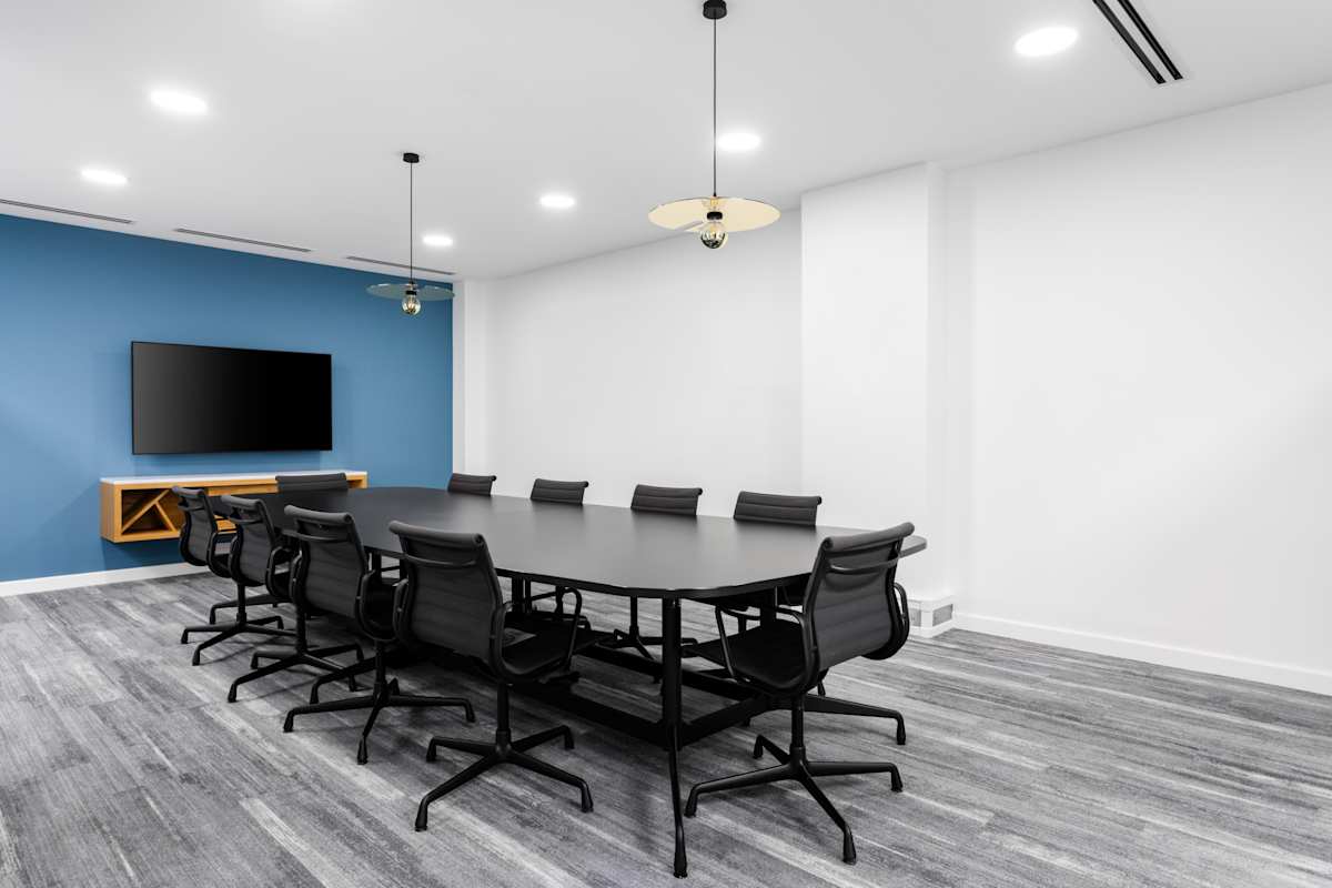 Signature by Regus - London Berkeley Square interior photo 3