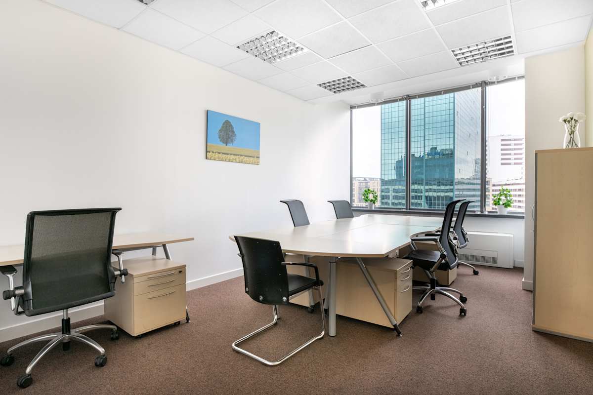 Regus - Warsaw North Gate interior photo 8