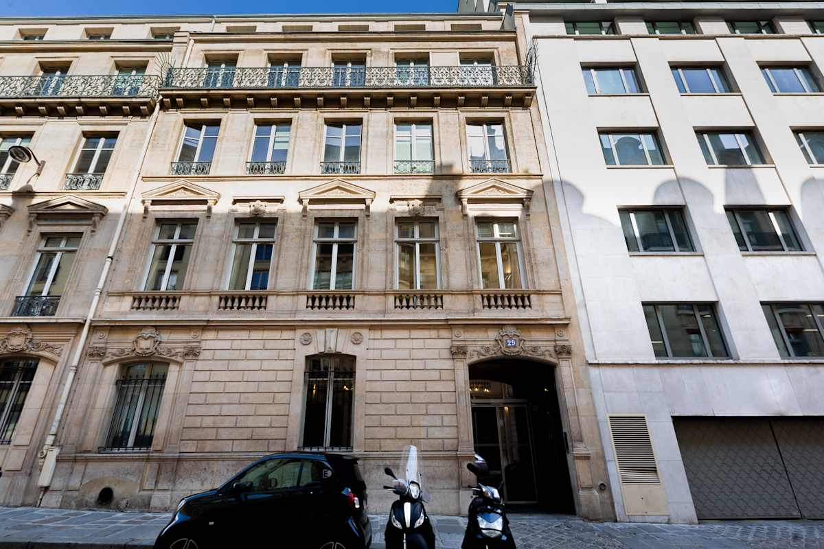 Signature by Regus - Paris, Signature, Georges V Bassano interior photo 1