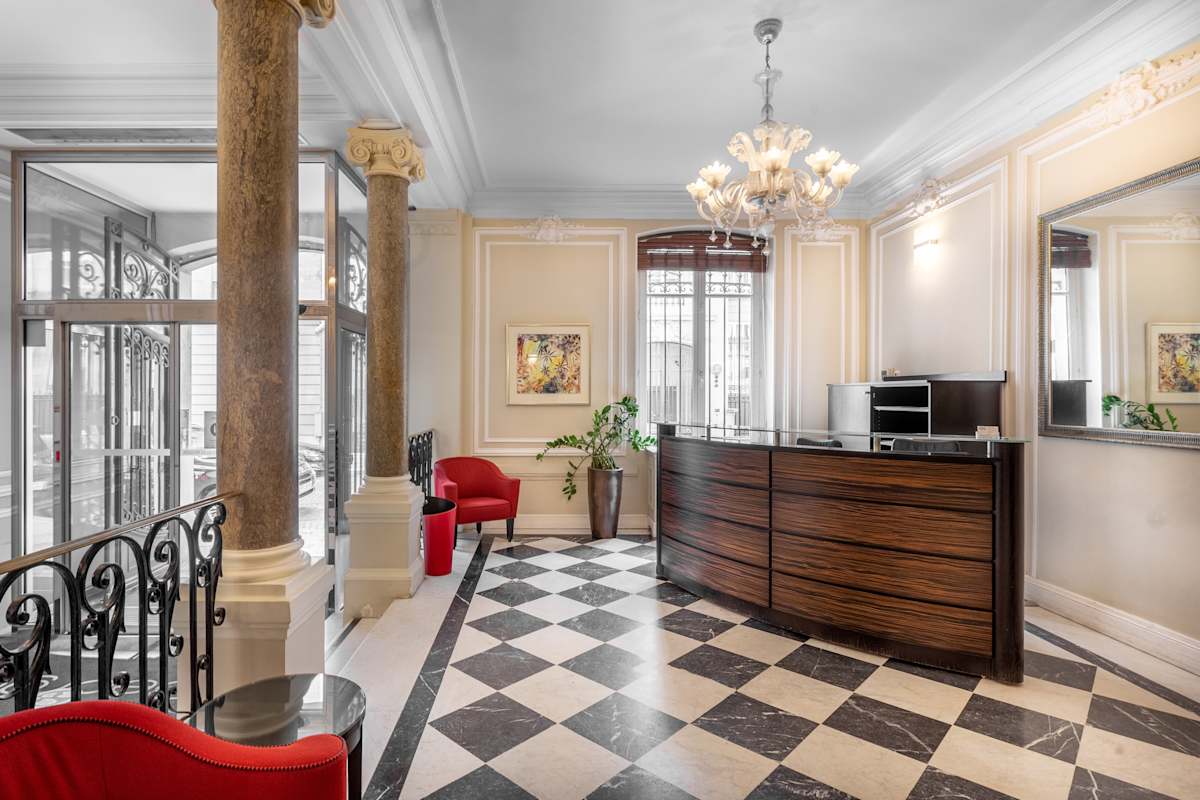 Signature by Regus - Paris, Signature, Georges V Bassano interior photo 2