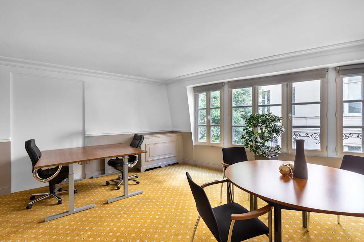Signature by Regus - Paris, Signature, Georges V Bassano interior photo 4