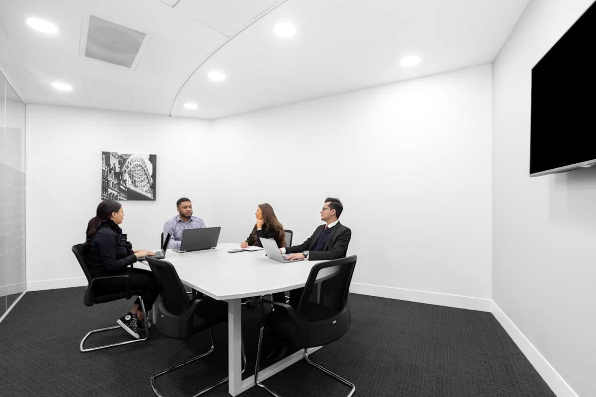 Signature by Regus - London, St Mary Axe 28th & 29th Floors interior photo 11