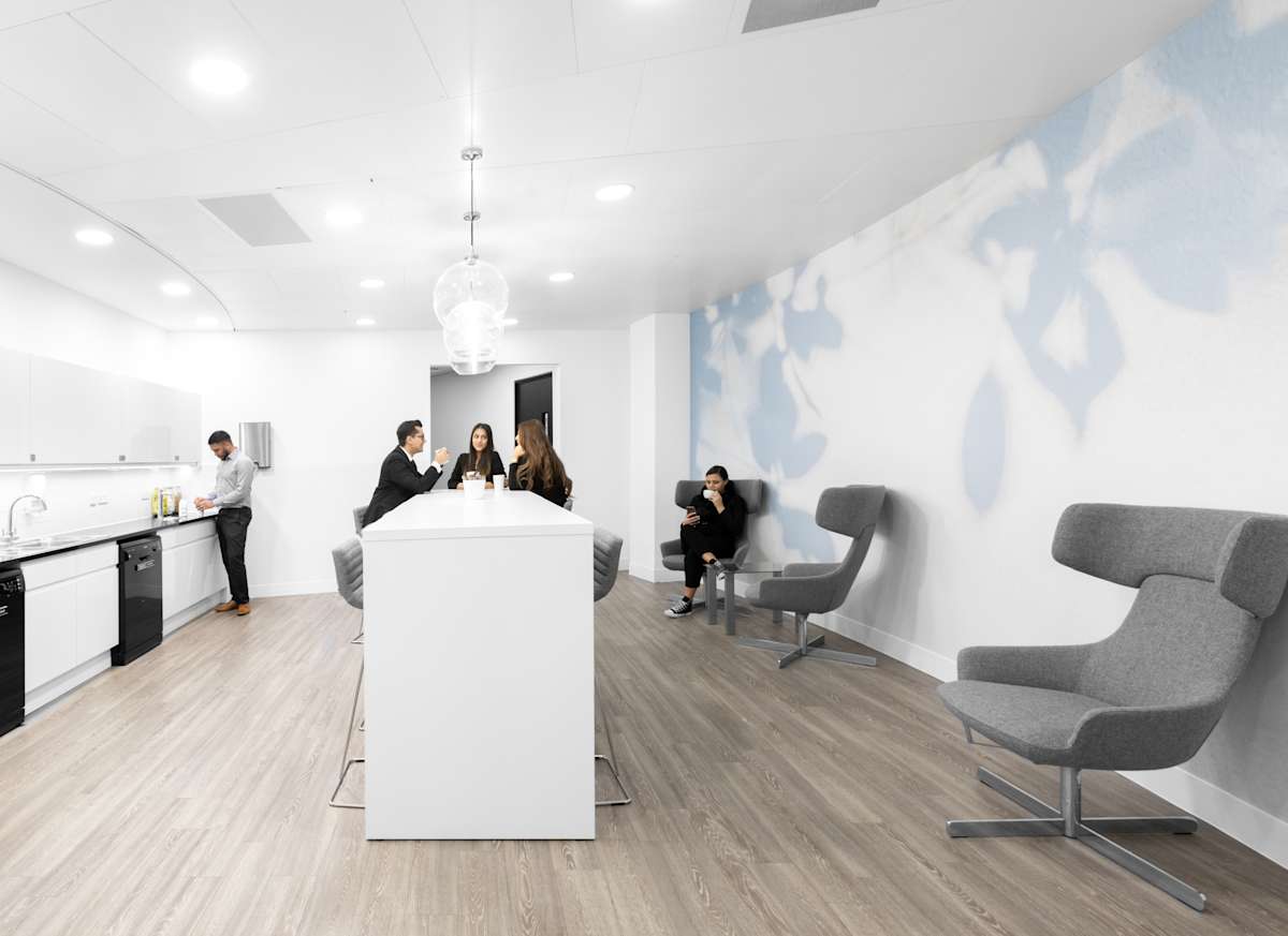 Signature by Regus - London, St Mary Axe 28th & 29th Floors interior photo 5