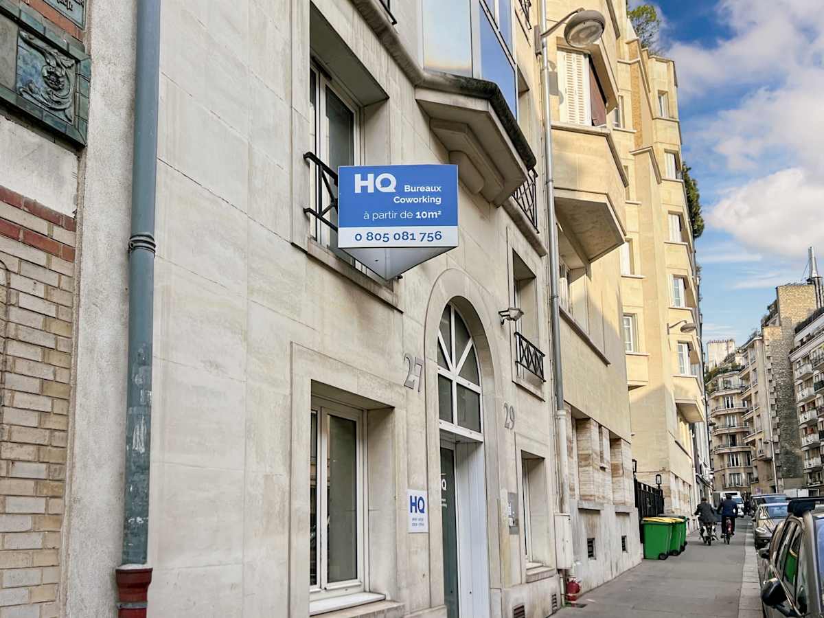 HQ Auteuil interior photo 1