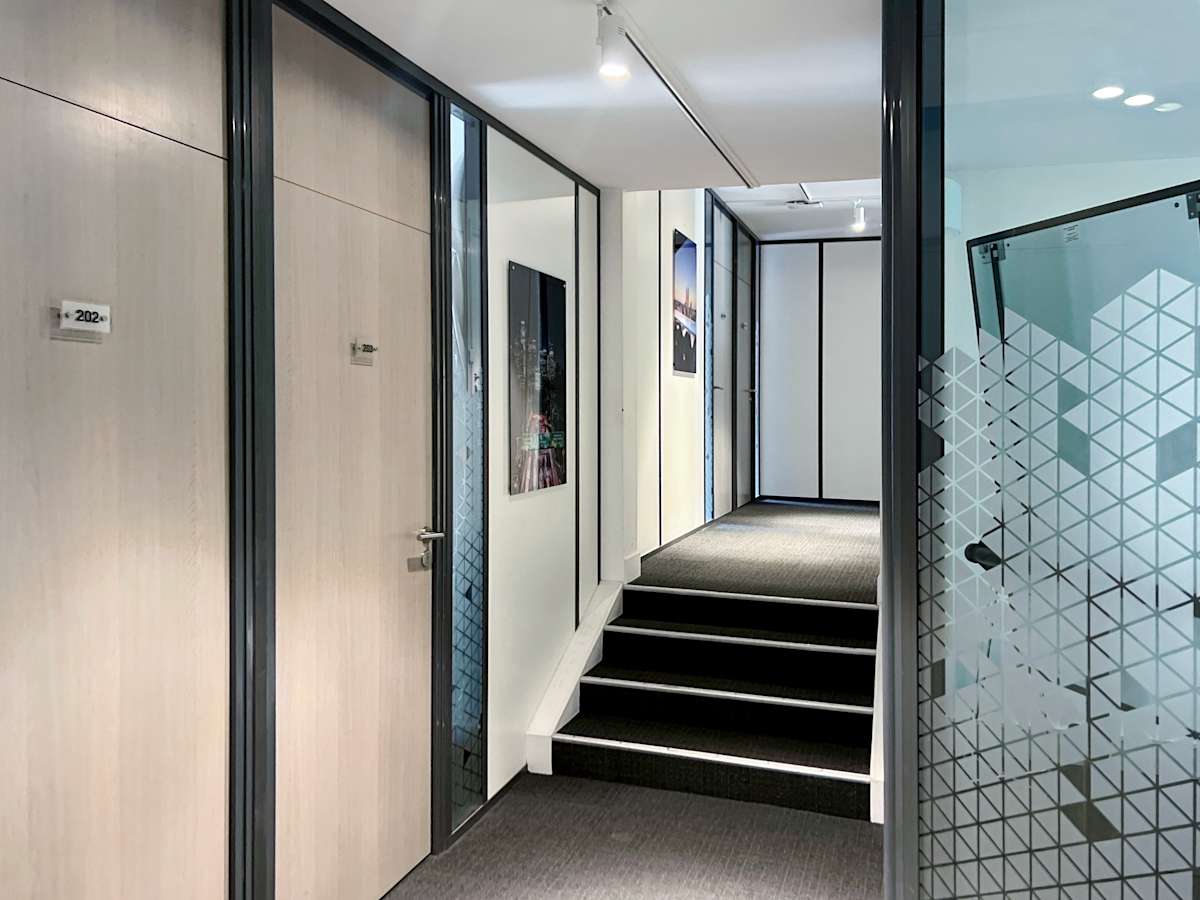 HQ Auteuil interior photo 4