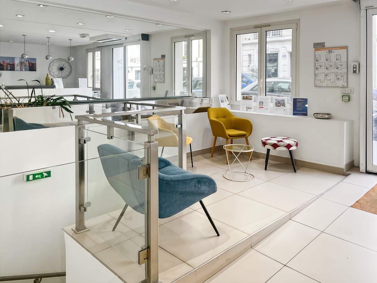 HQ Auteuil interior photo 5