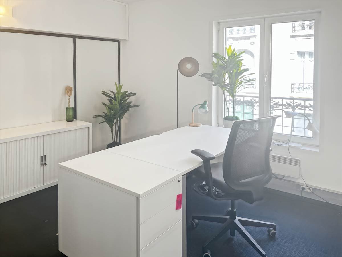 HQ Auteuil interior photo 7