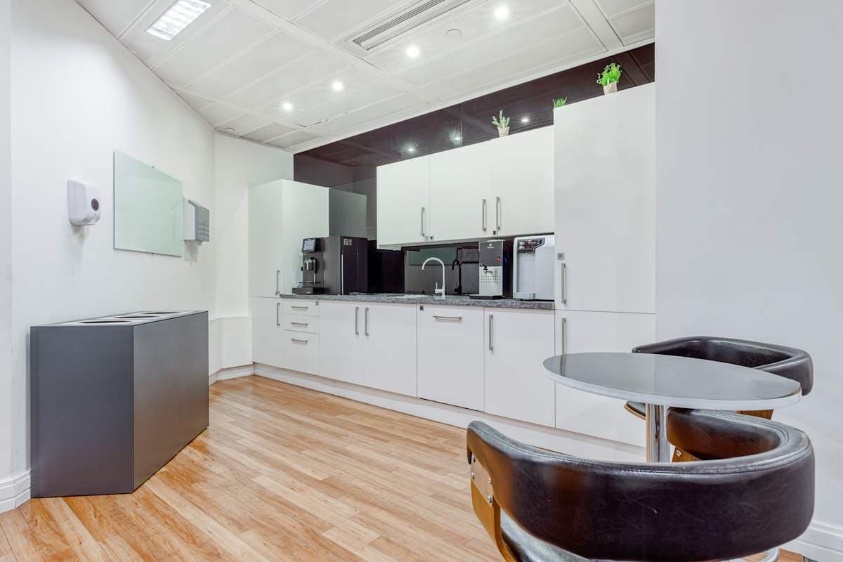 Regus - Croydon Lansdowne Road interior photo 6