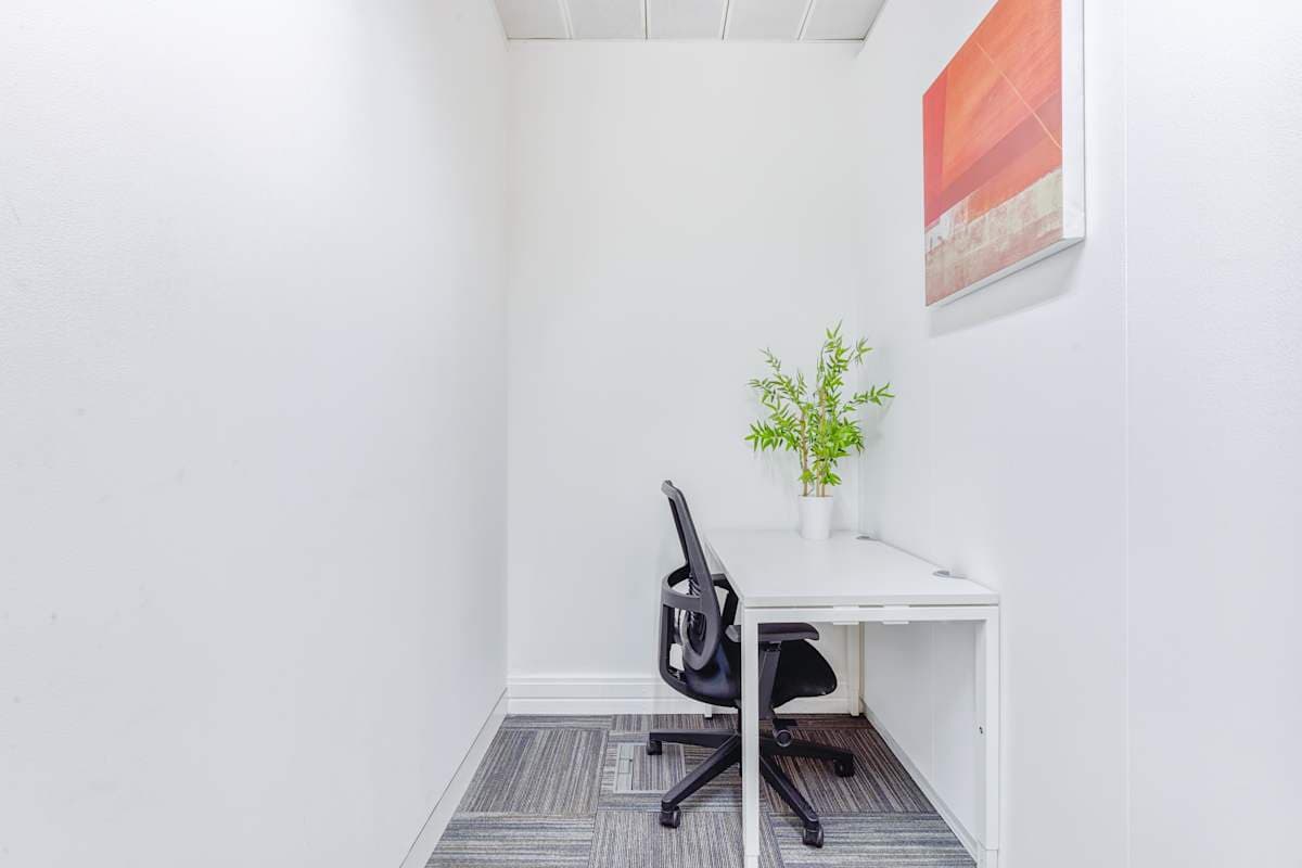 Regus - Croydon Lansdowne Road interior photo 8