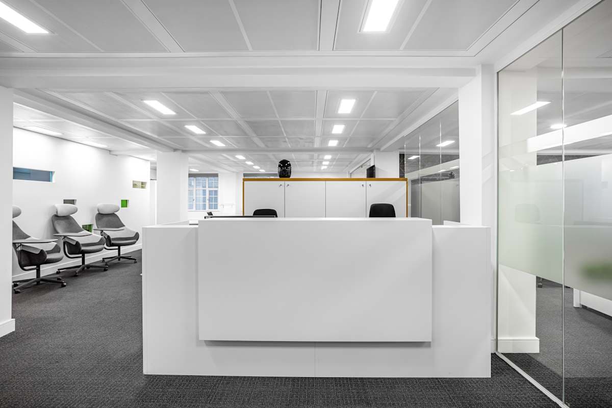 Regus - London, St James interior photo 2
