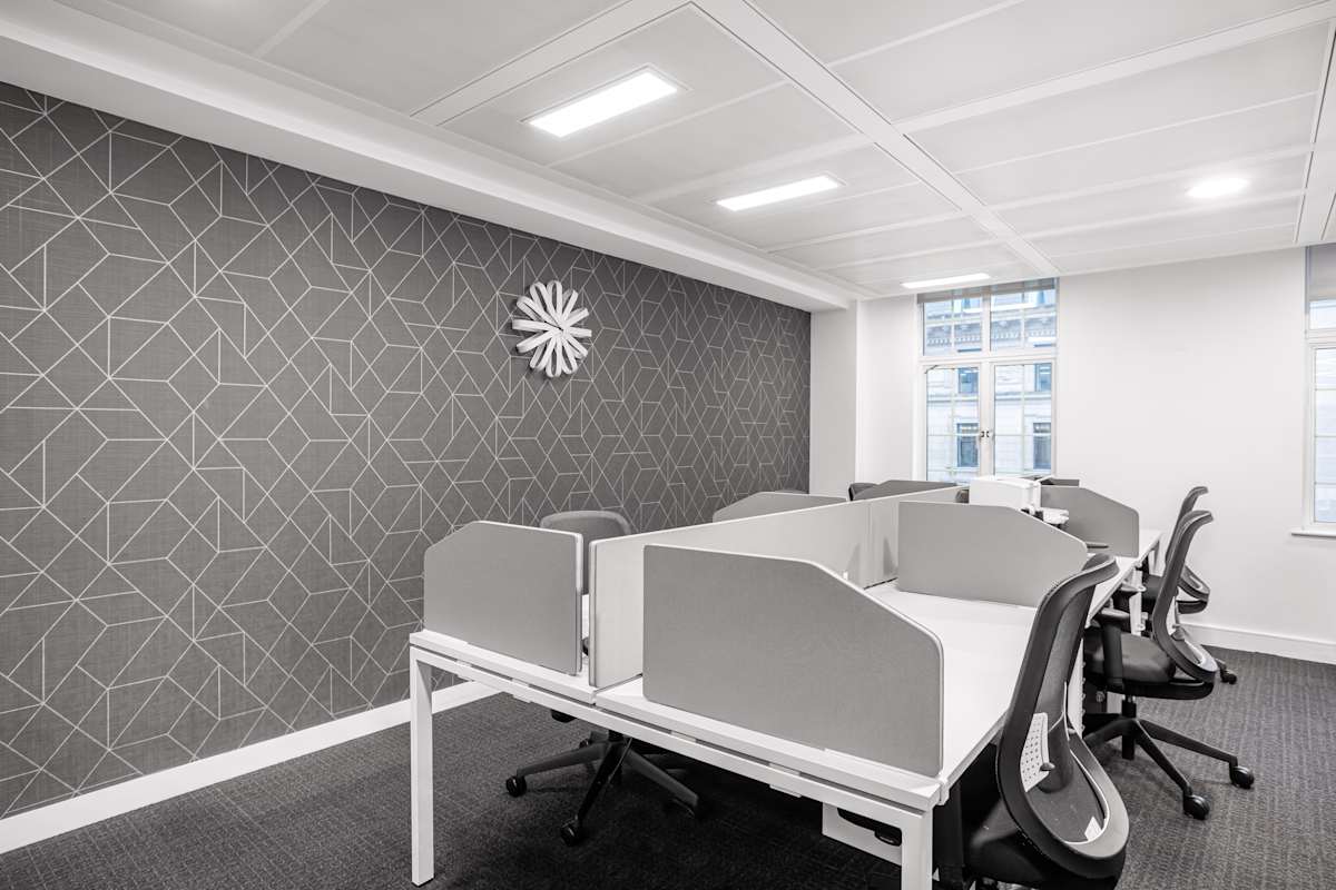 Regus - London, St James interior photo 7