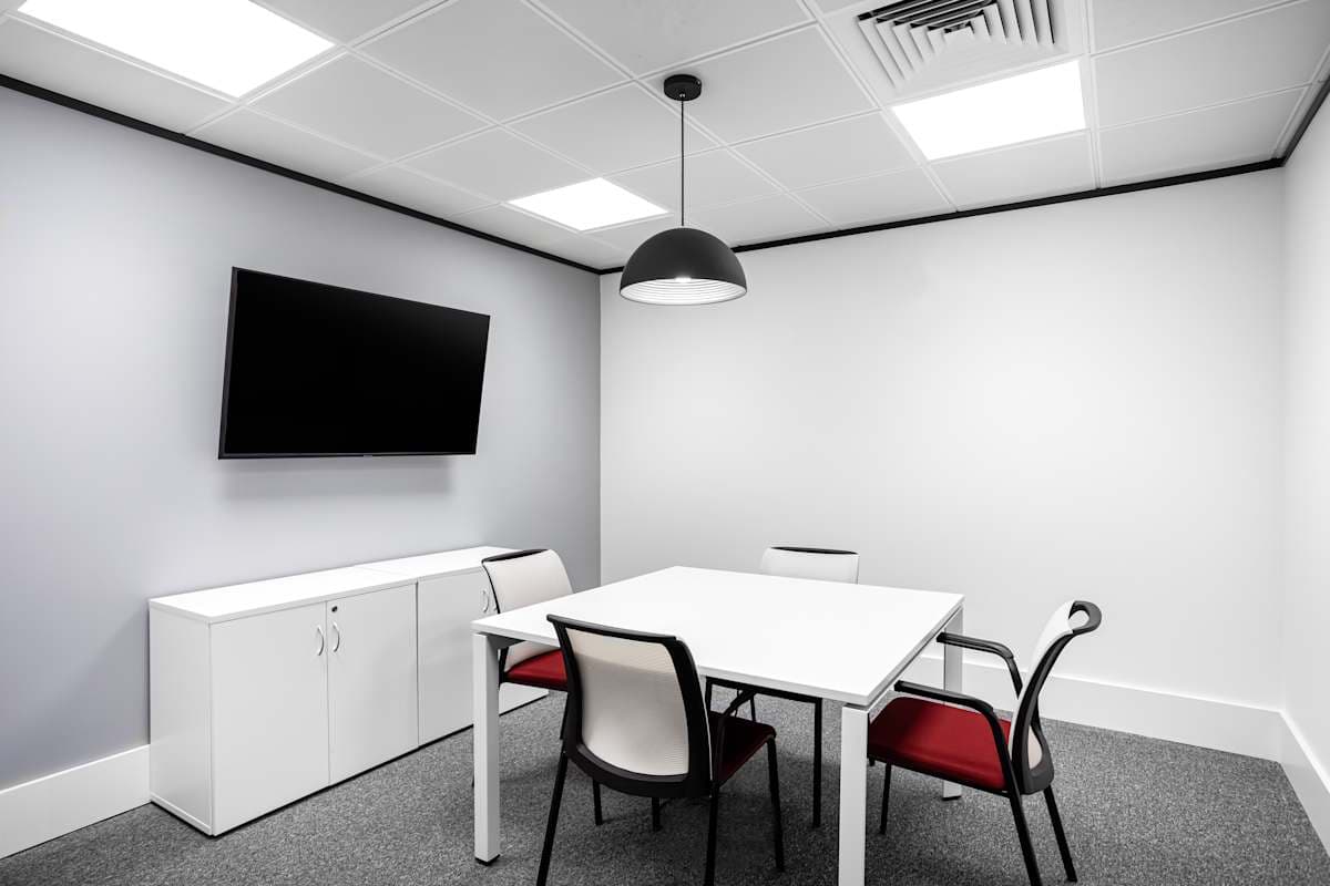 Regus - London, Twickenham interior photo 7
