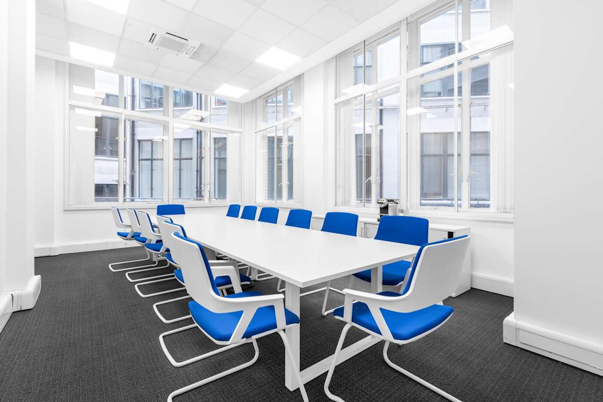 Regus - London, Strand interior photo 3