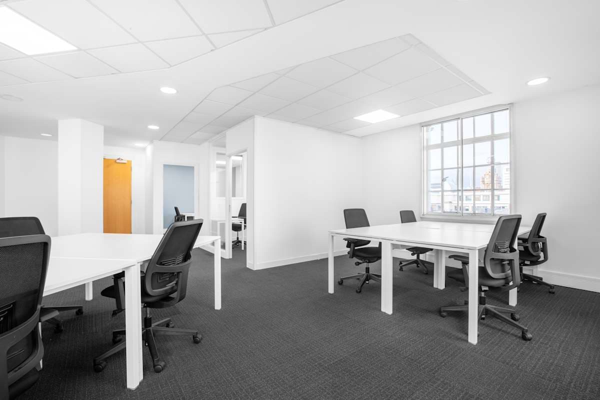Regus - London, Strand interior photo 4