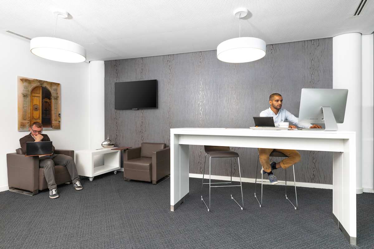 Regus Koe-Bogen interior photo 5