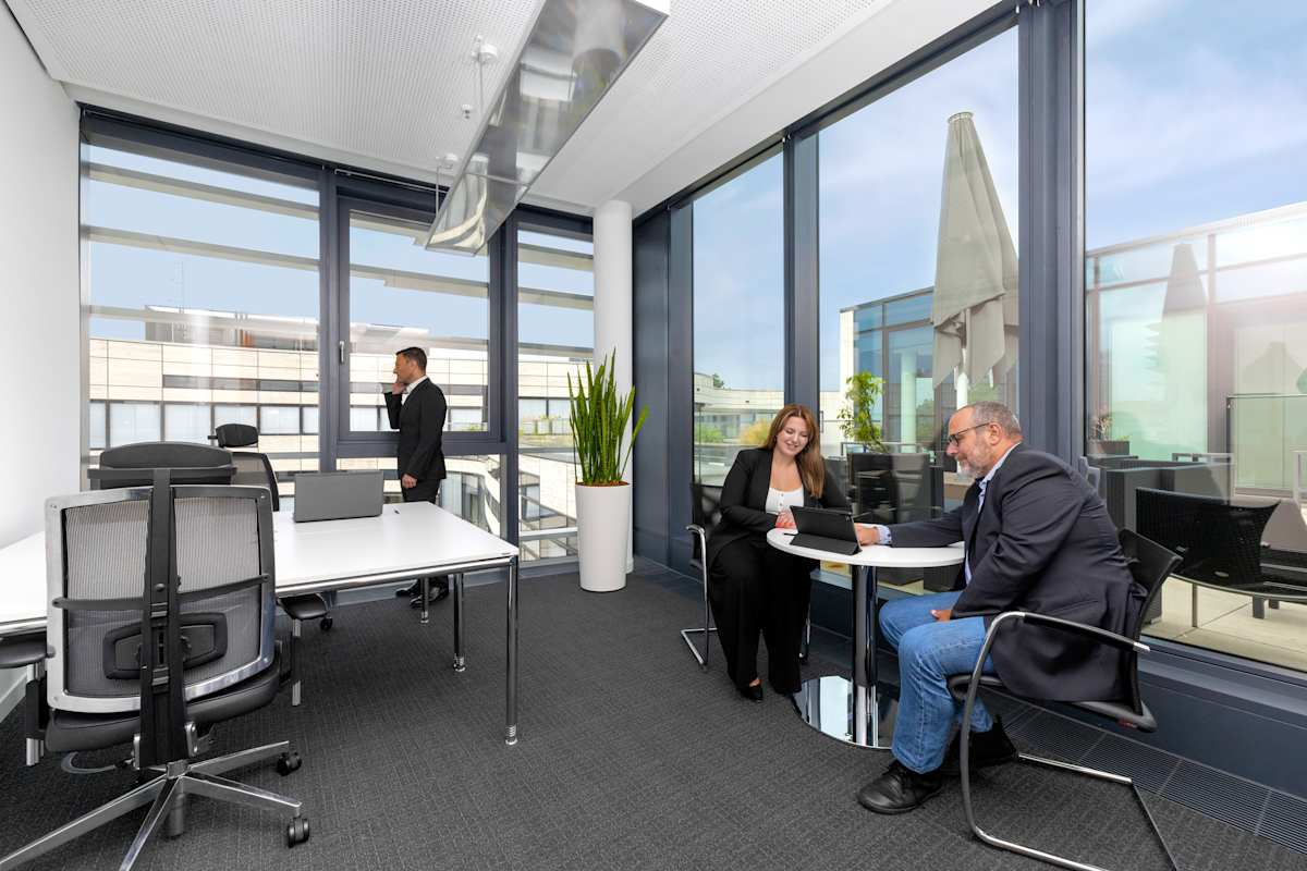 Regus Koe-Bogen interior photo 10