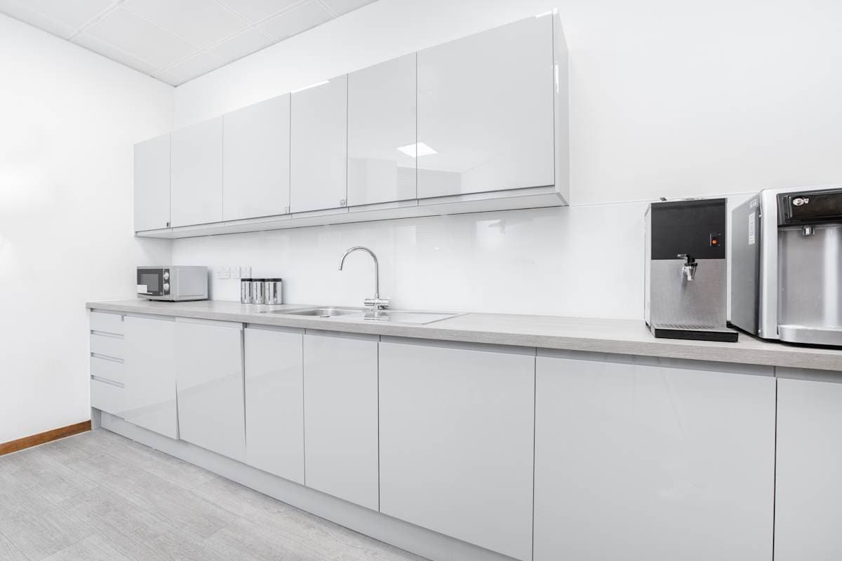 Regus - Heathrow, Stockley Park, The Square interior photo 6