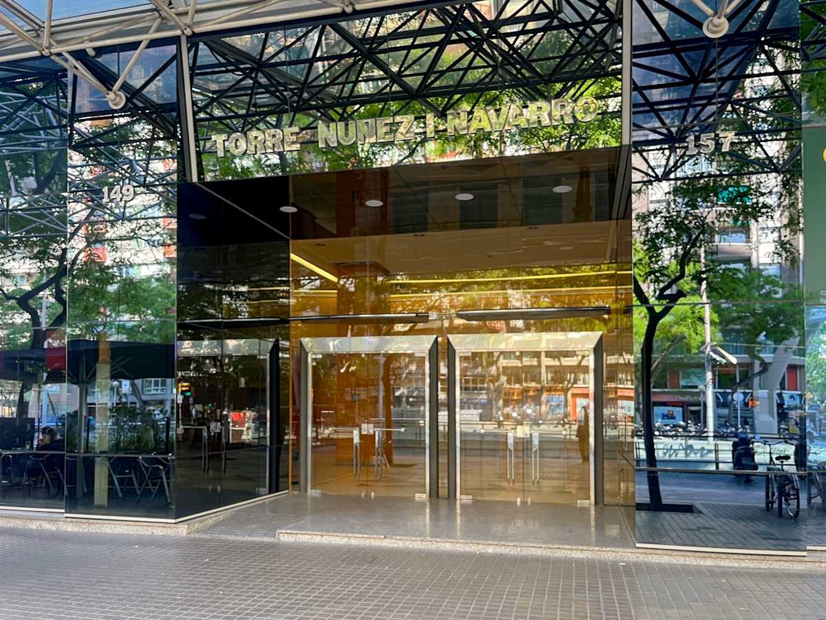 HQ - Barcelona, Sants Station interior photo 12