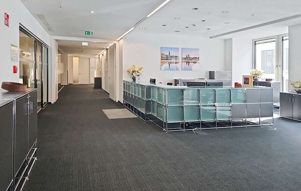 Regus - Hamburg, Neuer Wall interior photo 2