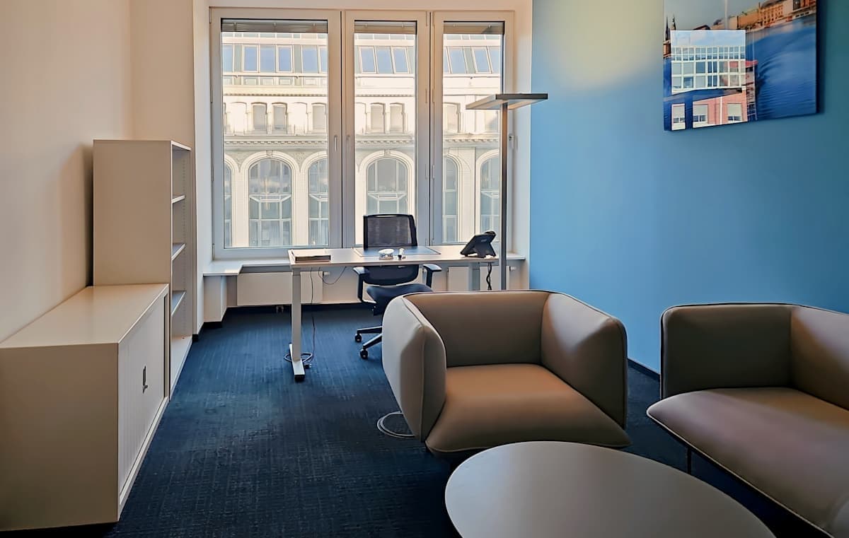 Regus - Hamburg, Neuer Wall interior photo 4