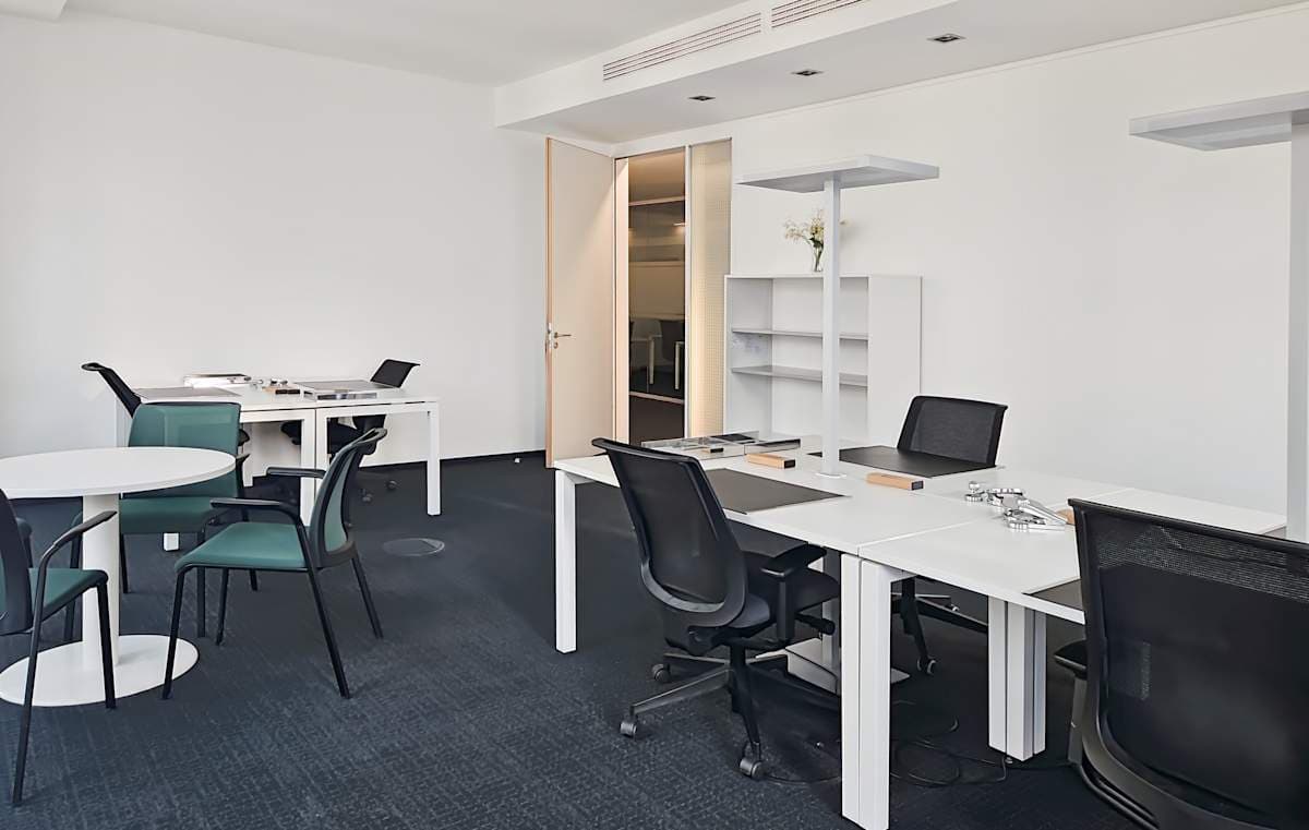 Regus - Hamburg, Neuer Wall interior photo 7