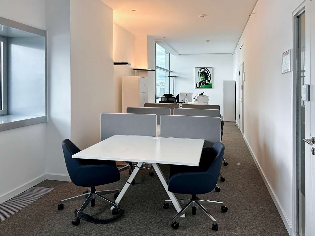 Signature by Regus - Cologne, Signature Kranhaus South interior photo 8