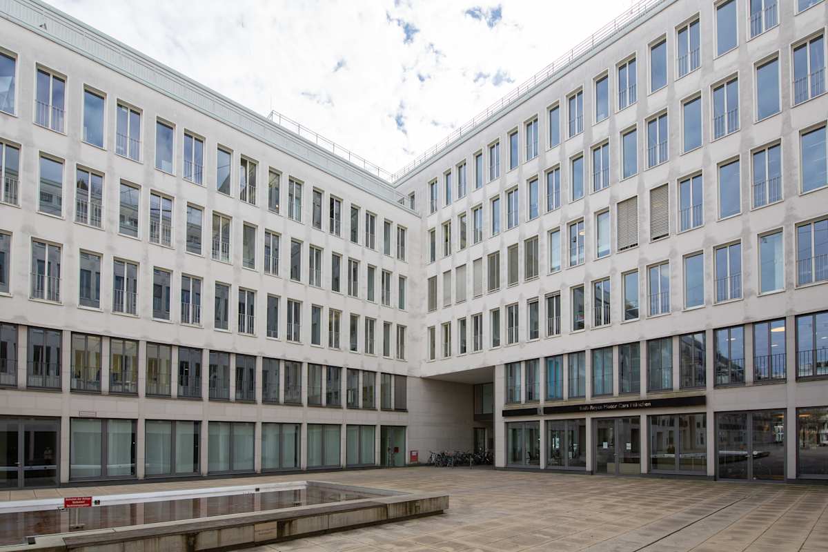 Regus - Munich, Nymphenburger Höfe