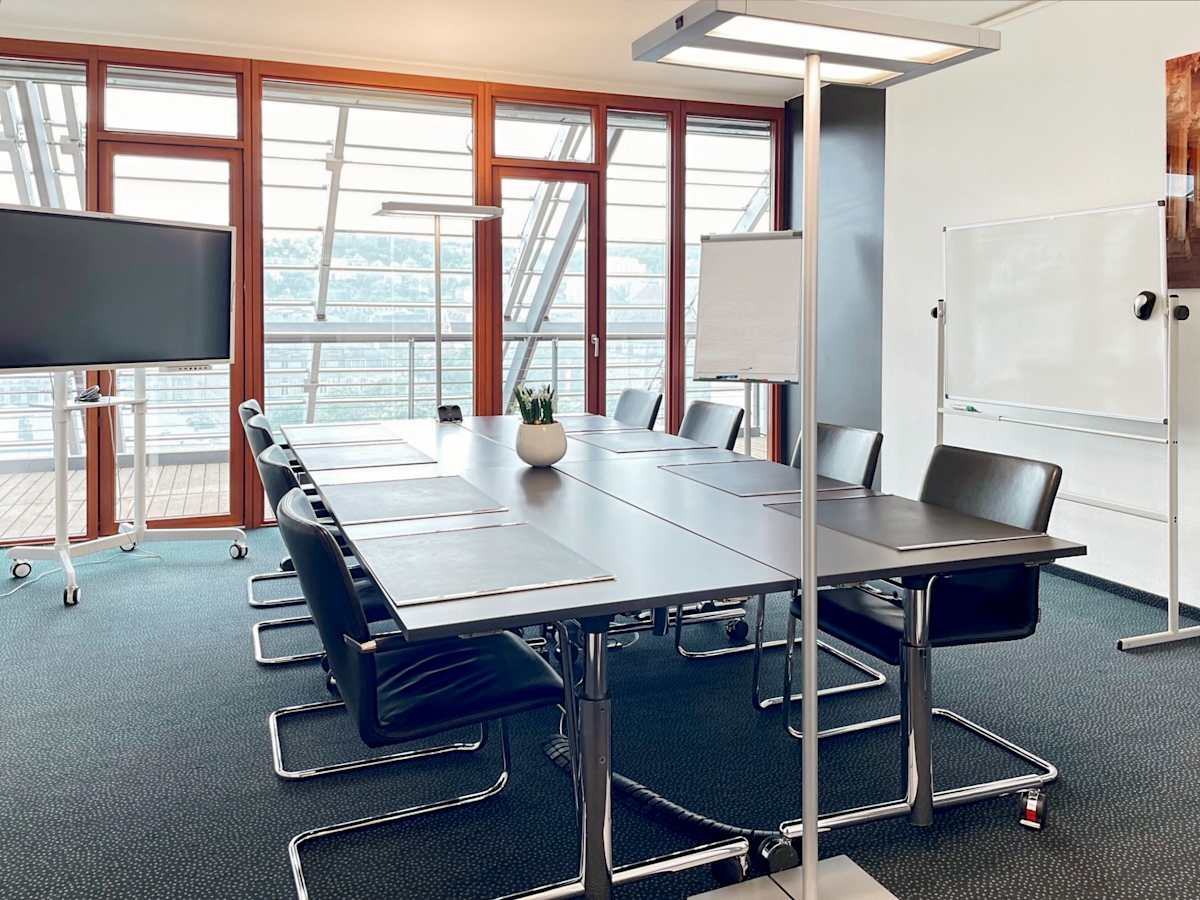 Signature by Regus - Stuttgart, Signature Konigstrasse 26 interior photo 3