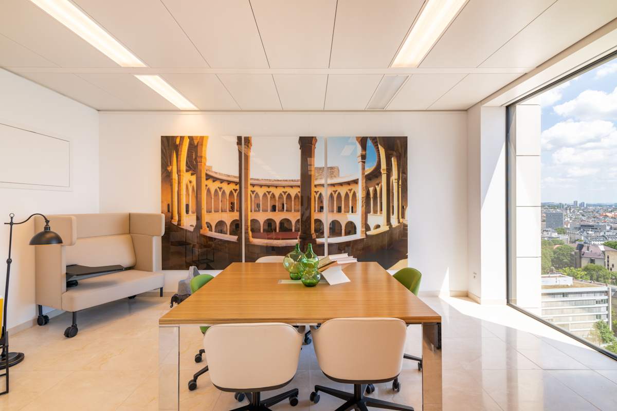 Signature by Regus - Frankfurt, Signature OpernTurm interior photo 11