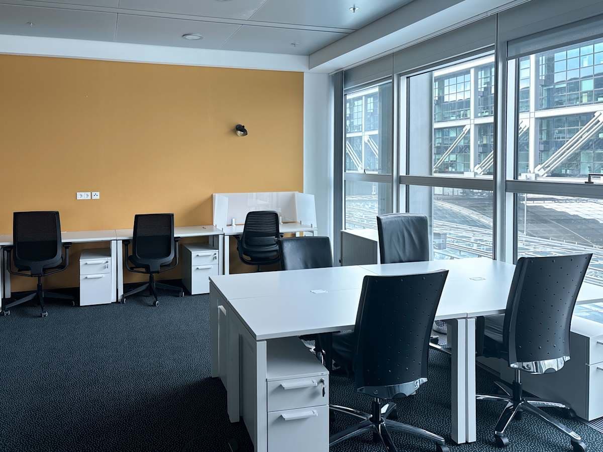 Regus Berlin Hauptbahnhof interior photo 14