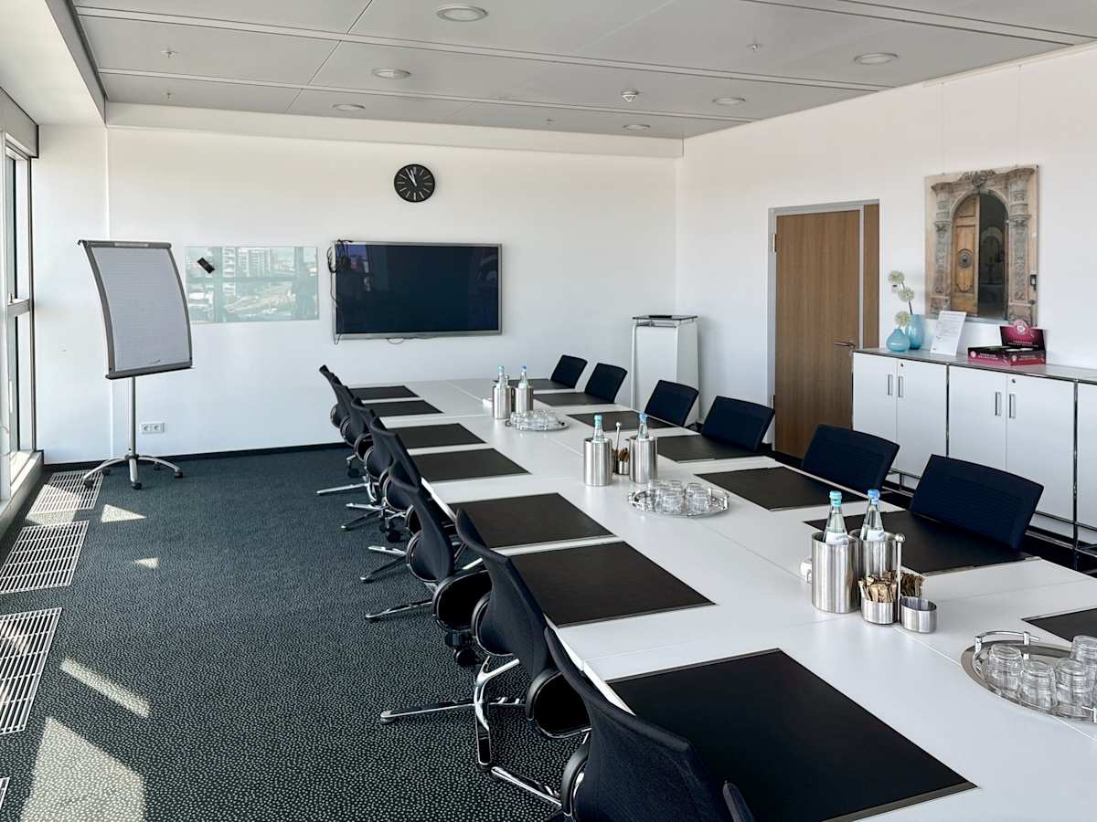 Regus Berlin Hauptbahnhof interior photo 5
