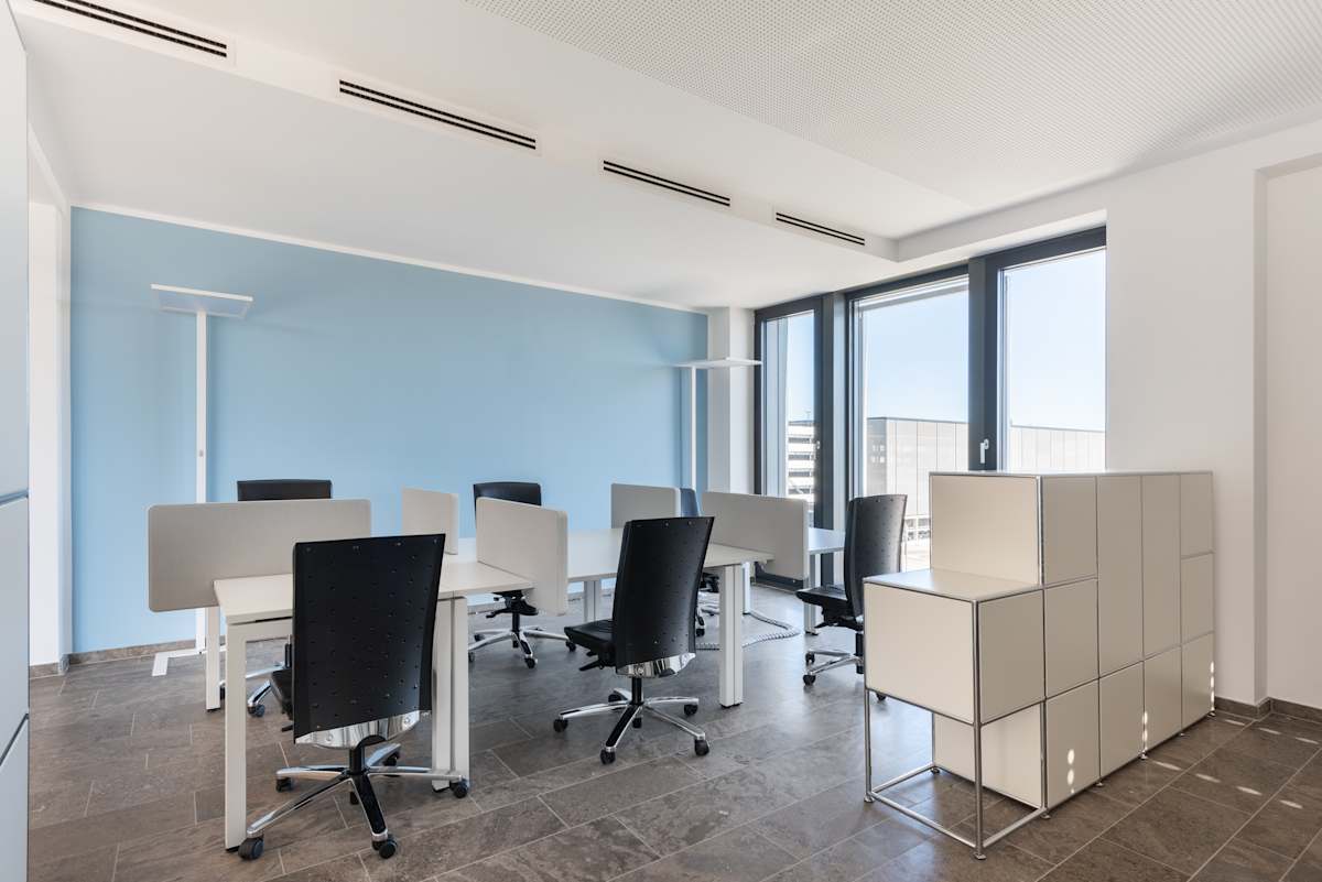 Regus Berlin Brandenburg Airport interior photo 6
