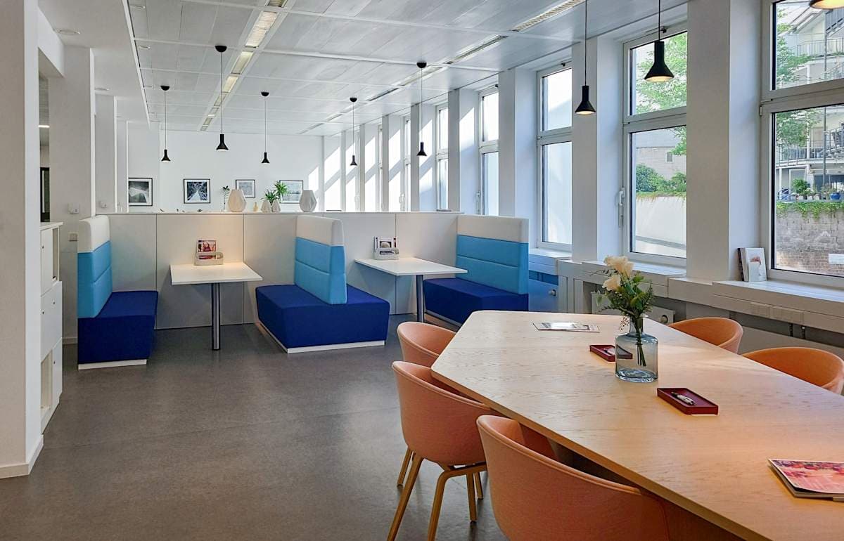 HQ - Frankfurt, Westend Fair interior photo 9
