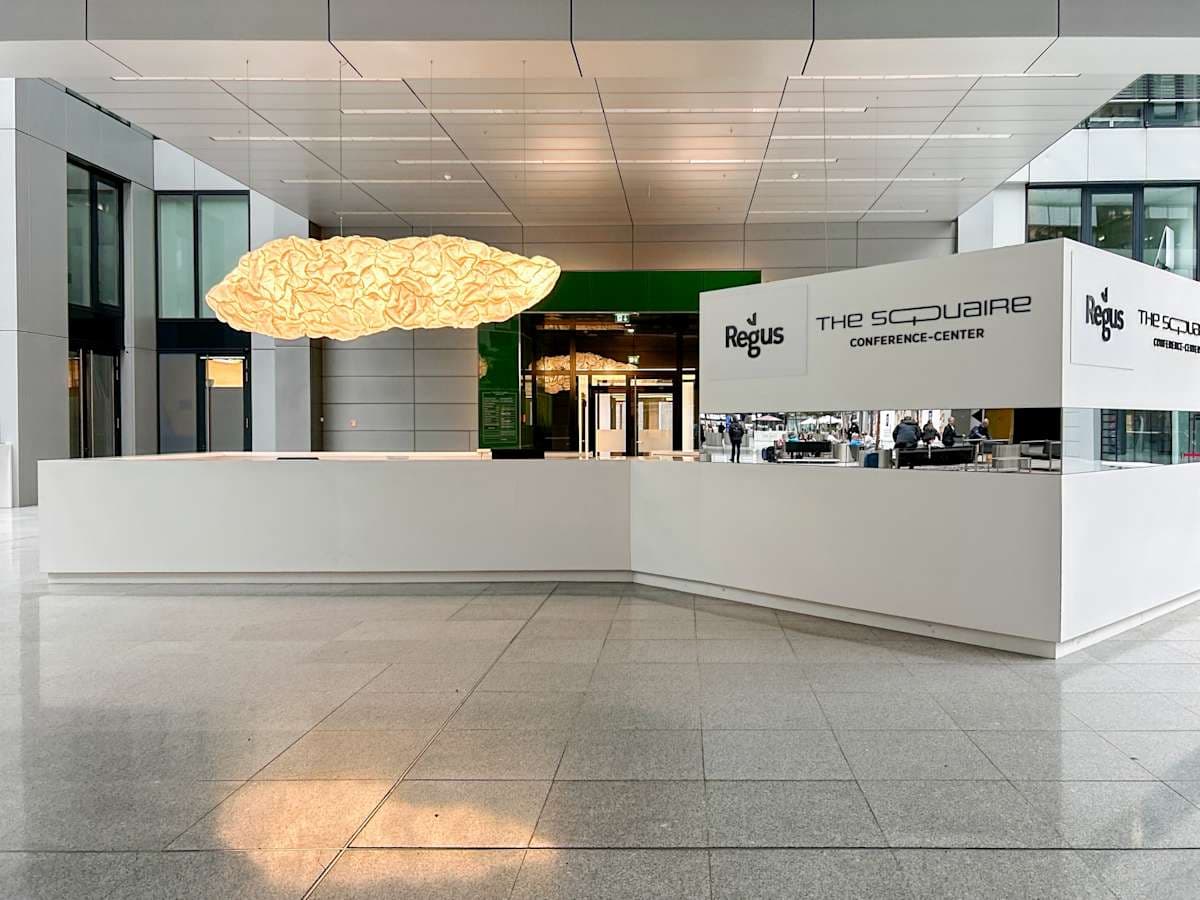 Regus The Squaire Business & Conference centre interior photo 8