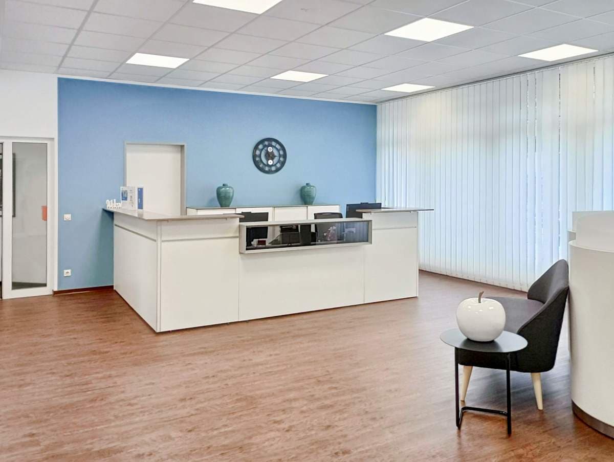 HQ - Neu-Isenburg, Dornhoffstrasse interior photo 4