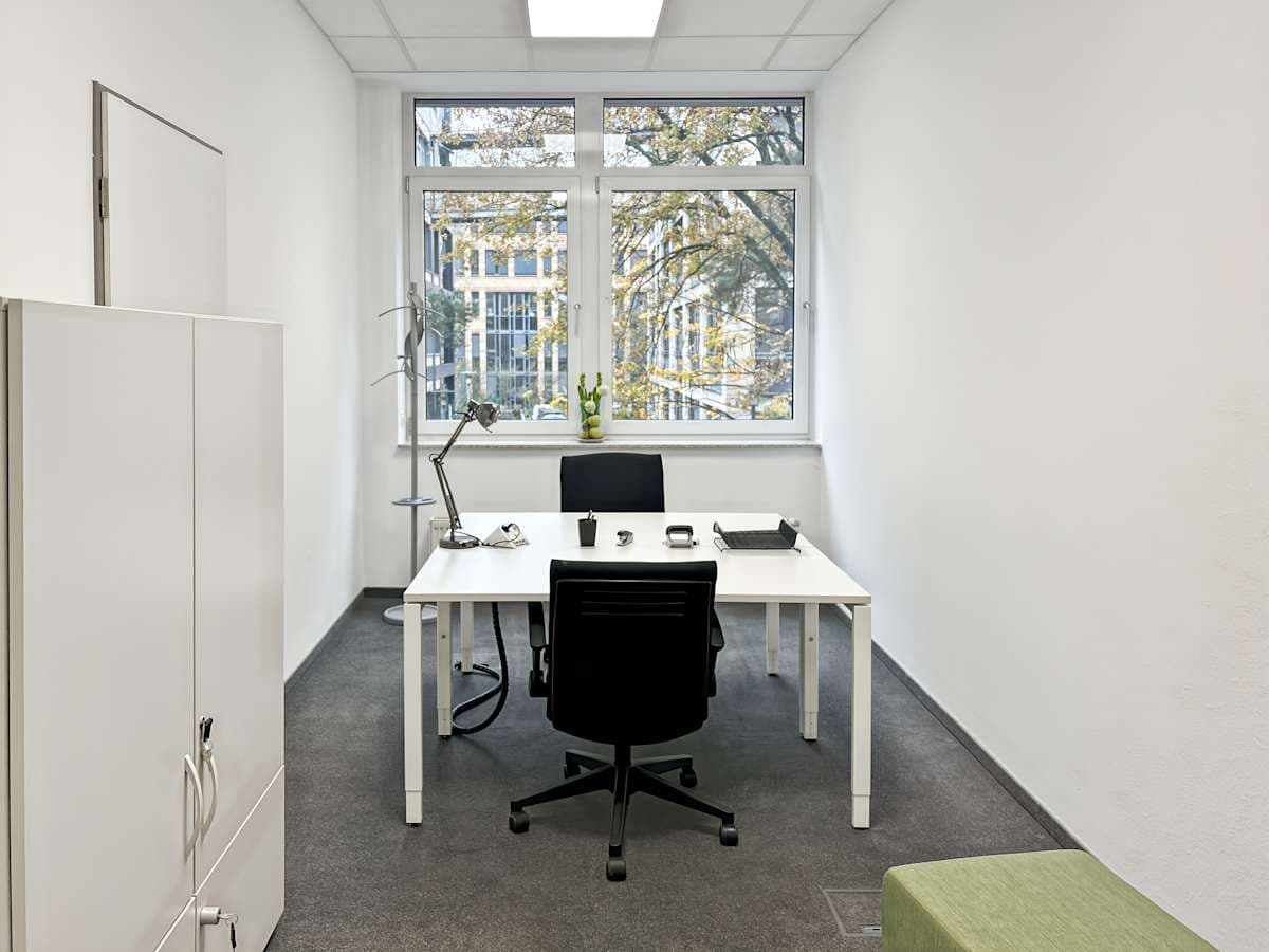 HQ - Neu-Isenburg, Dornhoffstrasse interior photo 8
