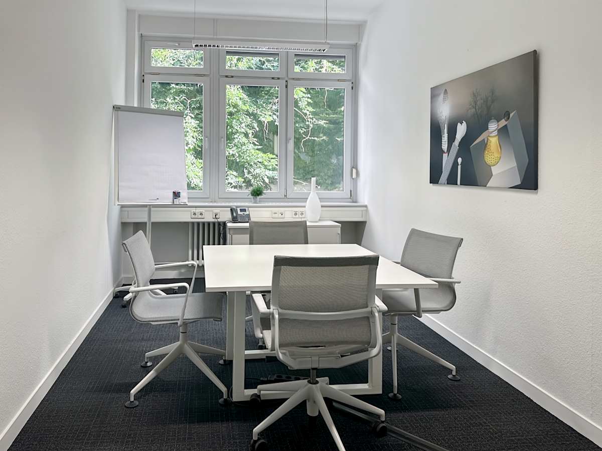 Regus - Stuttgart, Friedrichstrasse interior photo 9