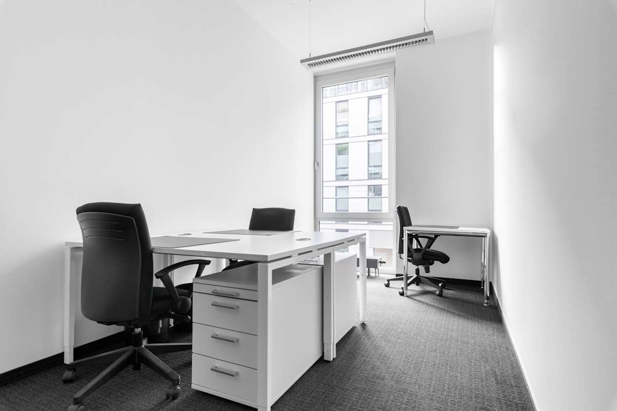 Regus - Munich, Parkstadt Schwabing interior photo 4
