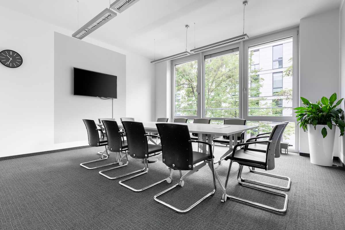 Regus - Munich, Parkstadt Schwabing interior photo 9