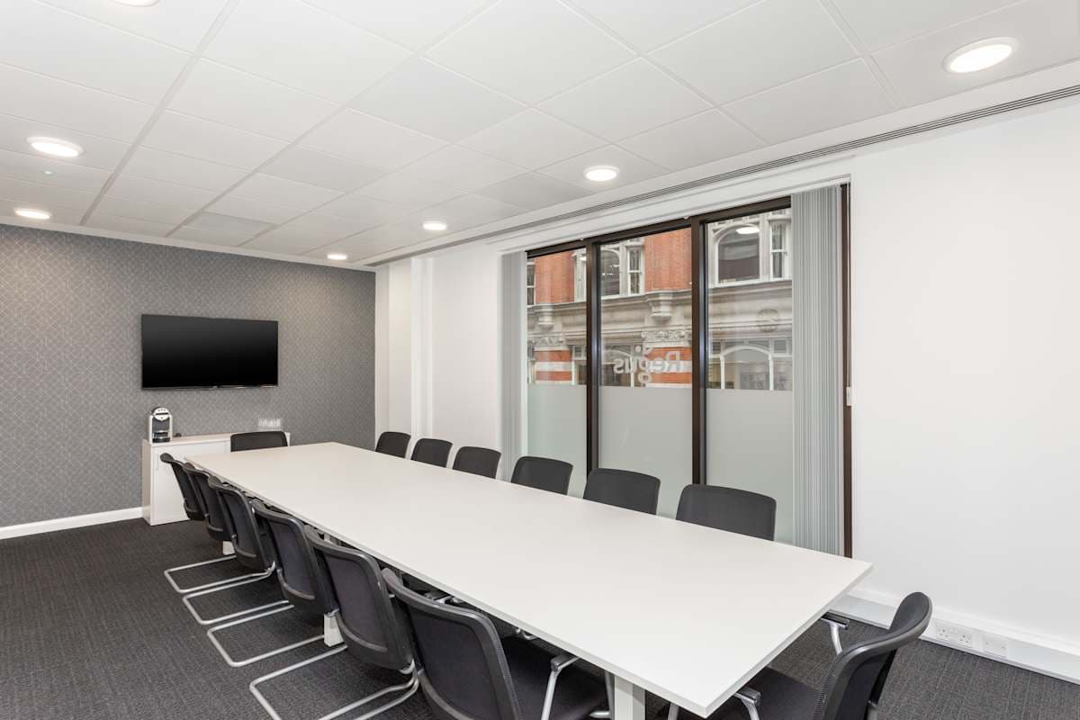 Regus - London, Blackfriars interior photo 4