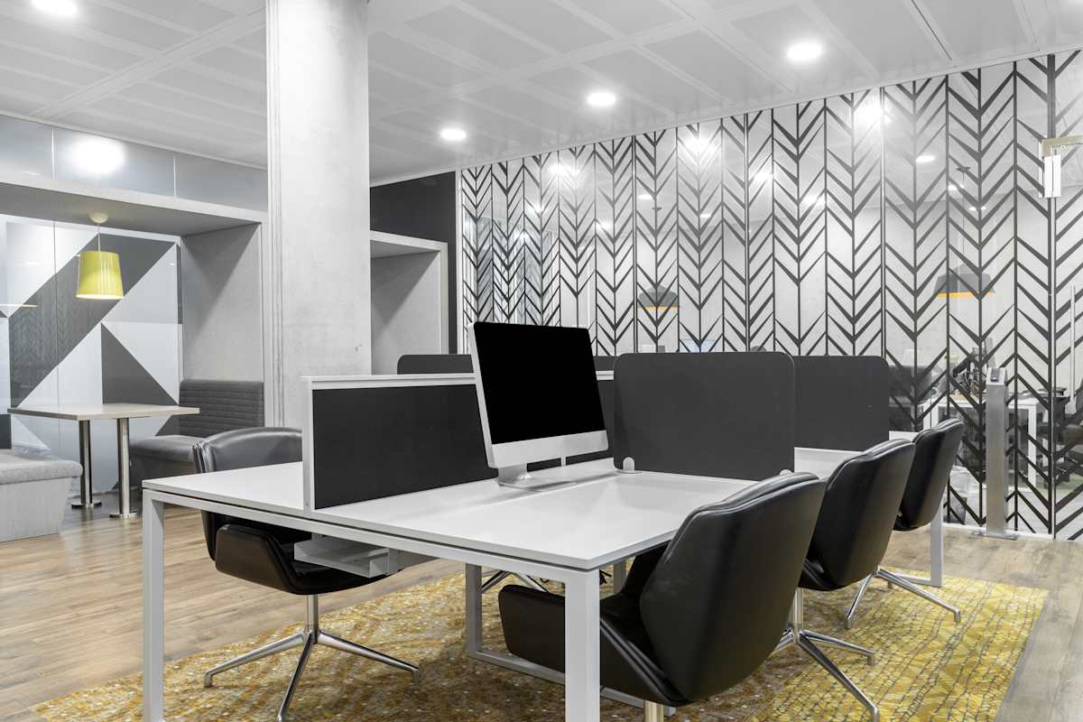 Regus Chiswick Park interior photo 4